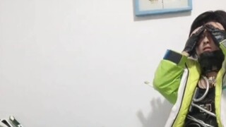 Saya punya fantasi lain. Saya harap Reborn dapat menjalankan APEX dengan baik. Saya harap Reborn dap
