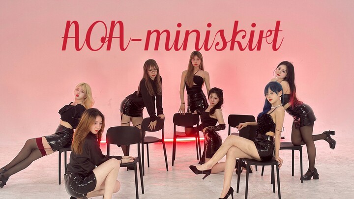 Tarian rok mini AOA