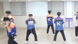 Retweet: Live Recording Version of "Love Me Right"