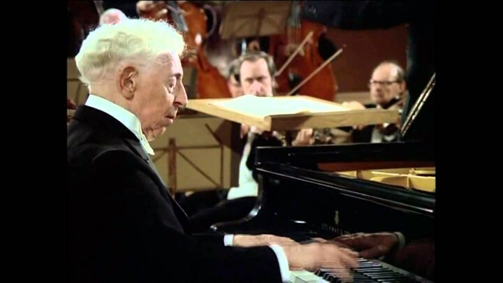 Arthur Rubinstein - Chopin - Piano Concerto No 2 in F minor, Op 21