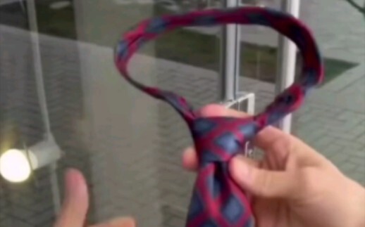 Mudah Belajar Pakai Dasi – Super Gampang!