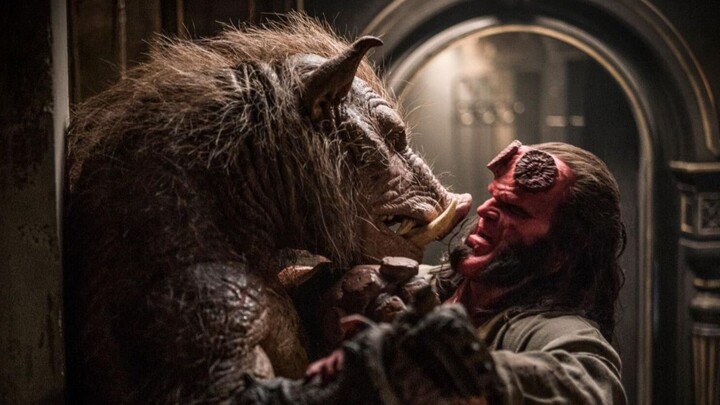 ราชินีเลือดฟื้นคืนชีพและพยายามที่จะทำลายมนุษยชาติ Hellboy ช่วยโลกด้วยดาบของกษัตริย์