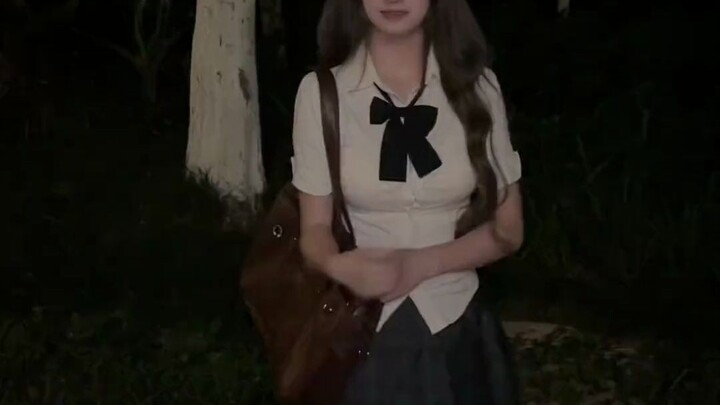 Made a video and cracked up 800 times