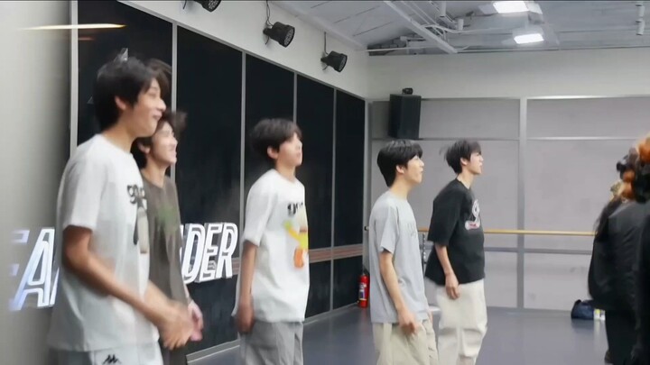 (Vietsub F4) Phim tài liệu mini 《một ngôi sao tốt - nhìn ngàn dặm 》06 (p1)