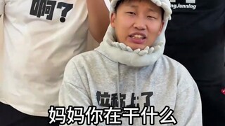 寝室憋笑挑战，室友这反射弧也太长了，结局我是真喷了！