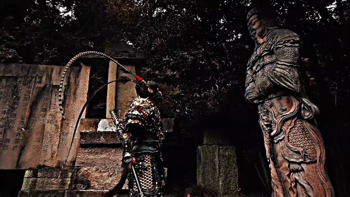 Kenapa Sun Gokong menatap patung Budha sangat lama?