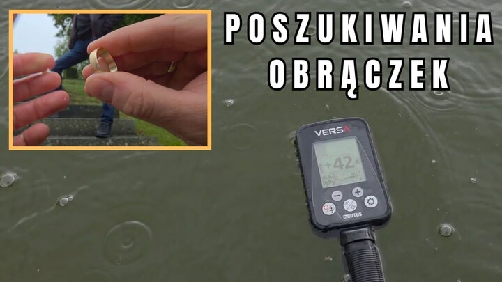 Lost wedding rings. Versa searches in the water