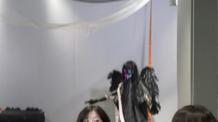 อายุ 30 กว่าแล้ว ยังก้มตัวอยู่