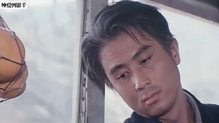“现在别说22年，22天就跑了”，为荒唐的历史感动得流泪的电影