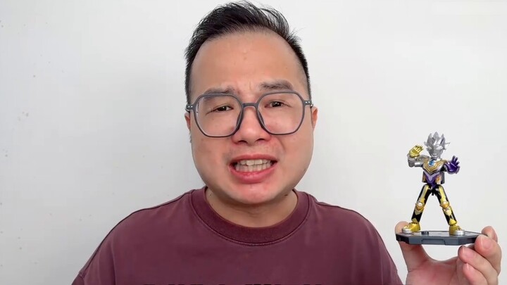 Exchanged the self-modified Zeta Sigma Blast for an Ultraman toy, and even synthesized the muscle Ul