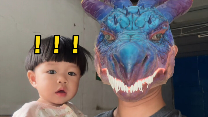 تأثيرات من العالم الآخر: الأب يتحول إلى تنين شرير، ورد فعل الطفل!