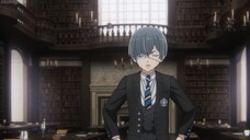 Ciel making Sebastian do his cleaning task.