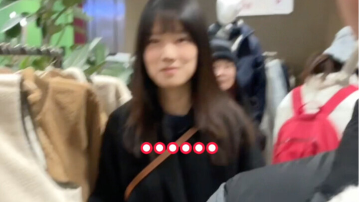 Mimicking My Girlfriend's Day