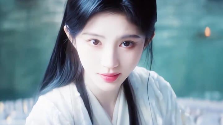 เทพมังกรผู้นี้กลับยอมทุกครั้งเพียงเพื่อหลู่อู๋อี ถึงขั้นละเมิดเส้นแบ่งของตัวเองซ้ำแล้วซ้ำเล่า พร้อมท