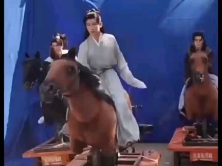【莲花楼】哈哈哈哈要被这段花絮笑死了，这个马也太潦草了，他们怎么忍住不笑的哈哈哈哈哈