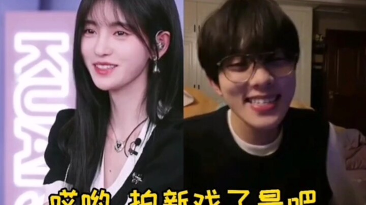 These senior and junior are so cute together!