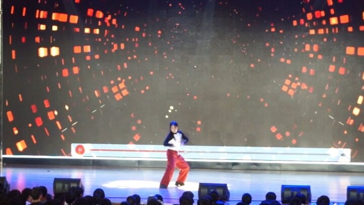 青岛一中元旦晚会《trap》