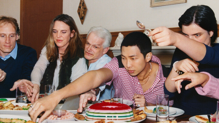 Chỉ nói vui về sự kết hợp giữa “thần” và “hình” trong Kpop: Newjeans, Kim Namjoon