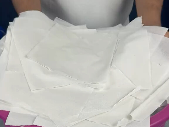 “Guess How Many Tissues It Takes to Float”