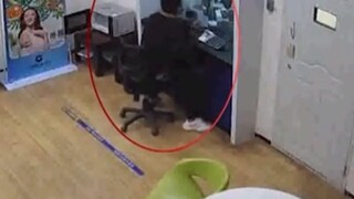 Dikendalikan oleh skema piramida, tulisan tangan 110 untuk bantuan! Pria itu diduga dikendalikan ske