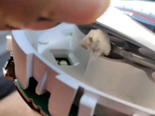 ช่างซ่อมคนนี้คิดว่าลูกค้าโง่หรือไง?