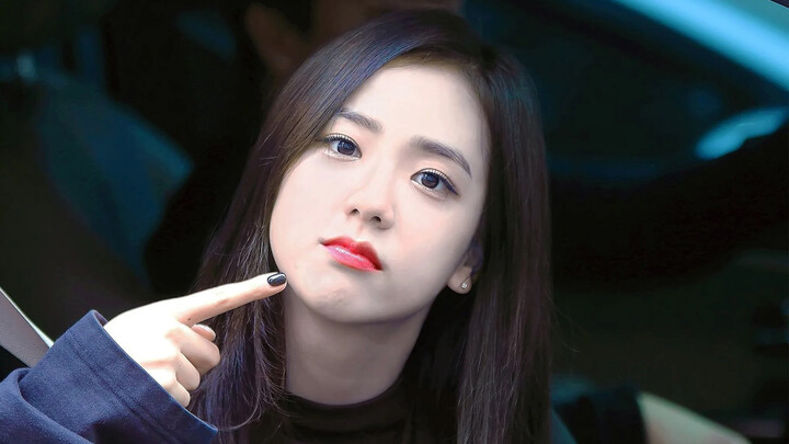 [Selebriti] Diskusi K-pop, Kenapa Kim Jisoo Bisa Secantik Itu?