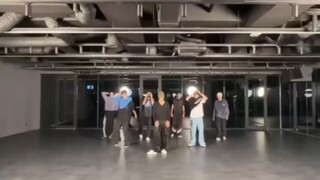 20230809|RIIZE官方ig更新 团体练习室