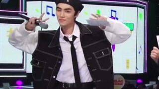 WayV's Xiaojun dances to "Queencard" and is very charming and good at dancing!