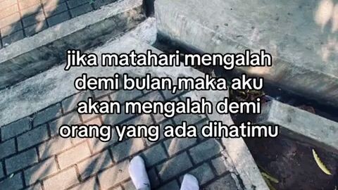 Siap mengalah demi orang lain yang ada di hatinya... 😊😊