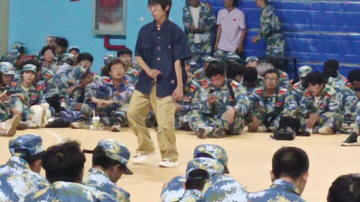 【Menari】Menari tarian rumahan saat pelatihan militer tetapi berbohong kepada guru dengan mengatakan 