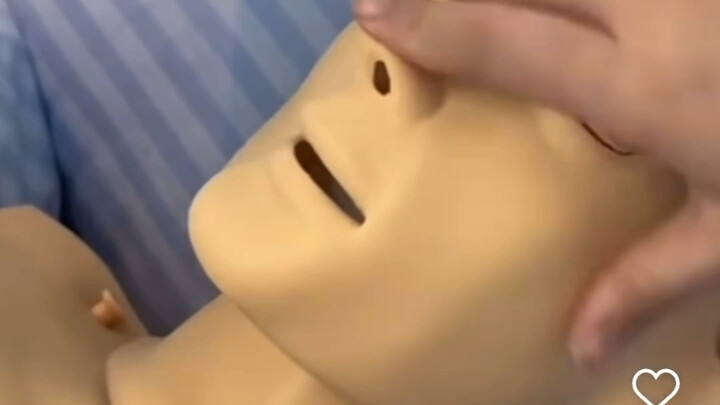 จางซาน: 🤪 (ราตรีสวัสดิ์ทุกคนนะ! ก่อนนอนเอาเรื่องขำๆ มาฝากเพื่อนๆ หน่อย～พรุ่งนี้จะอัปเดตเวลาเล่น Ring