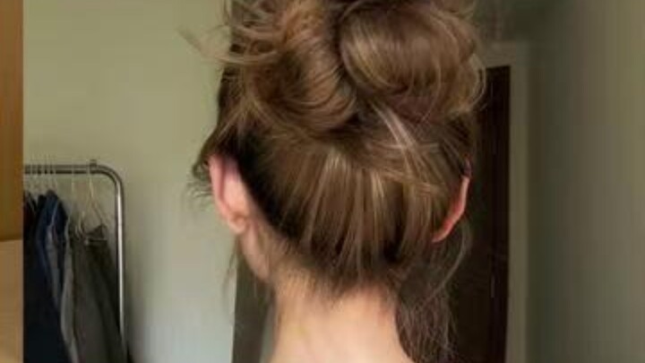 Tutorial sanggul bunga dari satu buah karet rambut