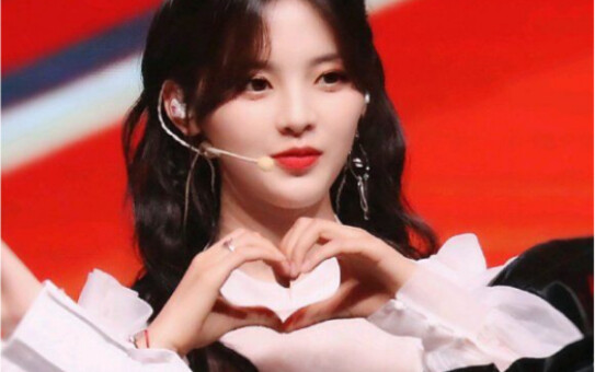 Yang Chaoyue: Tencent Annual Gala Dance Performance – Full Shot! Her heartfelt wishes spark a wave o