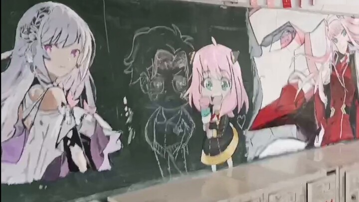 When the propaganda committee member was a second-dimensional person, the blackboard became strange 