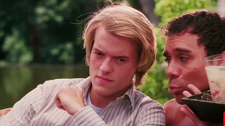 This is too outrageous! How did they survive until now? Hilarious spoof of "Date Movie" Episode 1