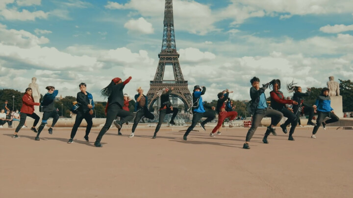 【WayV】French dance troupe performs a cover dance of “Turn Back Time” under the Eiffel Tower—beyond t