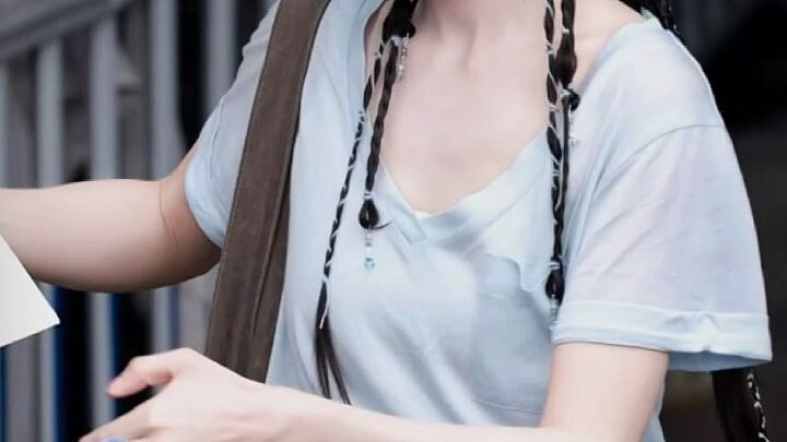 gái iu đóng phim thác thế lục