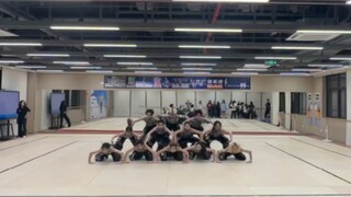 挑战用五秒留住你的12人齐舞