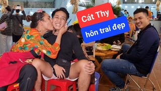 DIVA Cát Thy quặm Trai đẹp cười bể bụng - Ẩm thực Cha Rồng