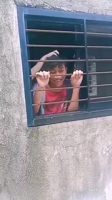 huli ka balbon🤣🤣