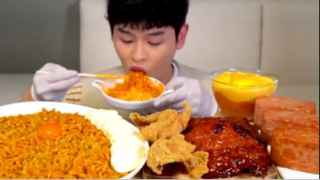 Mukbang Toàn Chân giò, Mì kem cay #amthuc #monngon