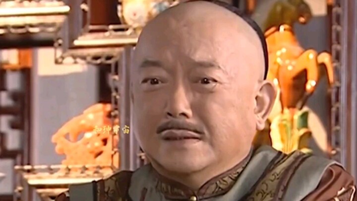 A low-ranking official secretly collected taxes, and at the city gate, two carriages were stopped—on