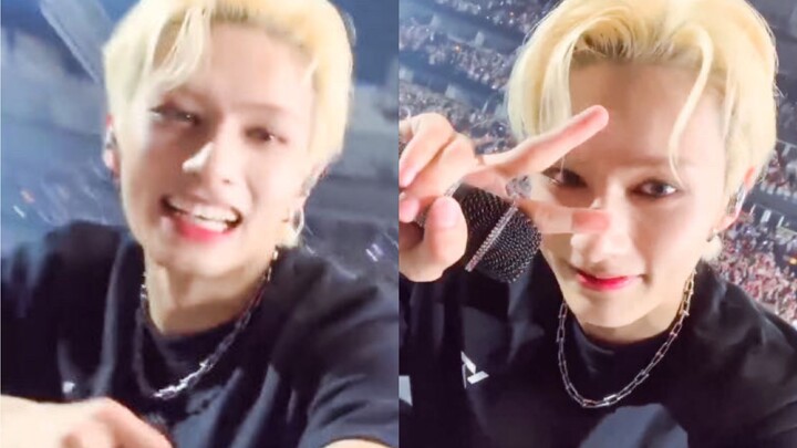 Wen Junhui untuk pertama kalinya mengambil ponsel dari tangan penggemar untuk merekam video! Wajah c