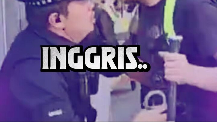 Polisi ini trauma sama batang🗿