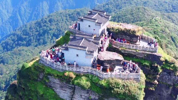 สถานที่มหัศจรรย์ของจีน ที่ดูเหมือนไม่มีอยู่จริง