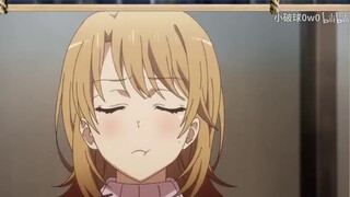 A clip of a girl who smells so good is slapped in the face