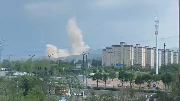 I almost thought I was going to see a tadalafil. Luckily it wasn't a missile.