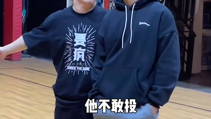 Adu tanding dengan Bos Lai