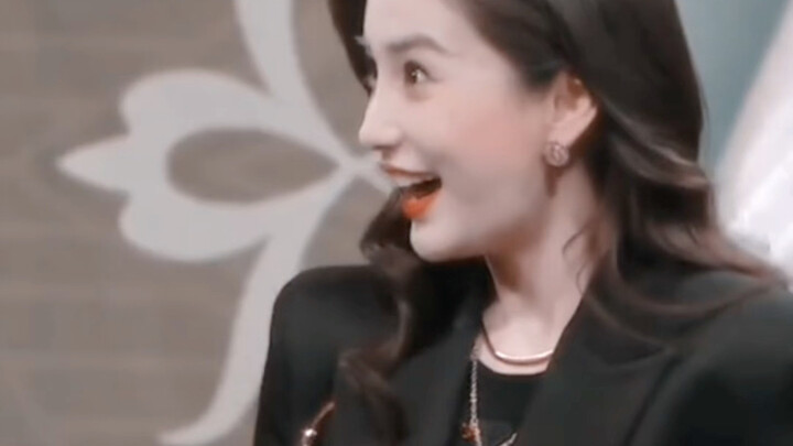I'm dying of laughter, Yang Ying, Angelababy