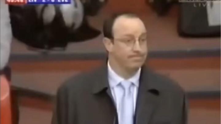 Sự trùng hợp hoàn hảo trong ống kính phát sóng